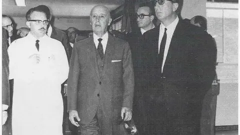 Franco inaugura la Residencia Sanitaria Nuestra Se&ntilde;ora de Alarcos. Ciudad Real 1966