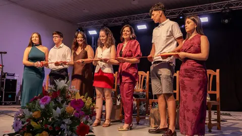 Corte de cinta inaugural de las fiestas