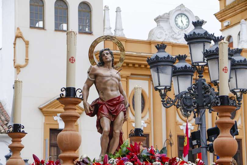Un momento de la procesión, tras su salida por la Plaza Mayor
