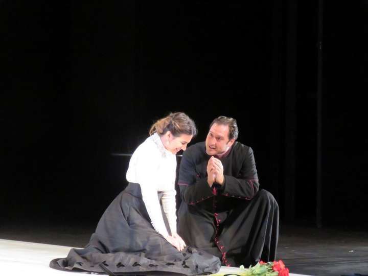 Alex Gadea y Ana Ruiz
