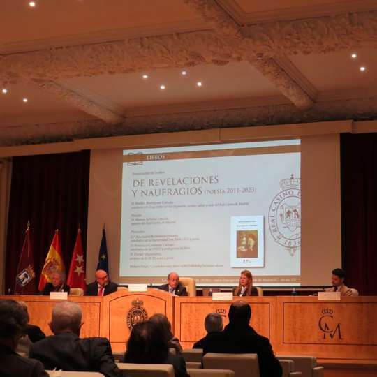 De izquierda a derecha, Francisco Gutiérrez Carbajo; Basilio Rodríguez Cañada; Marcos Arbeloa Losada; Ana Isabel Ballesteros Dorado y Daniel Migueláñez