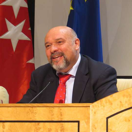 Basilio Rodríguez Cañada, presidente del Grupo Editorial Sial Pigmalión, escritor, editor y socio del Real Casino de Madrid