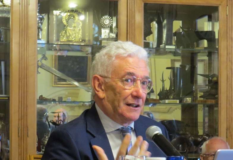 El conferenciante, Miguel Ángel Puig-Samper
