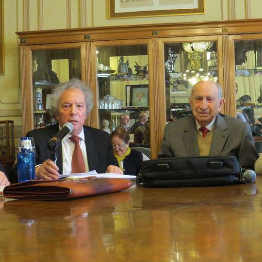 Francisco Gutiérrez Carbajo, con Andrés Valverde Sánchez, director/coordinador de la Tertulia Andrés Valverde del Real Casino de Madrid, ágora del pensamiento y la palabra