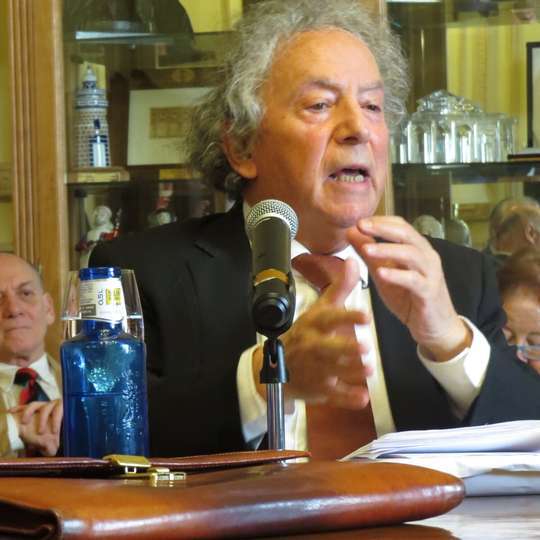 Francisco Gutiérrez Carbajo, catedrático de Literatura española, académico correspondiente por Madrid de la Reial Acadèmia de Bones Lletres de Barcelona
