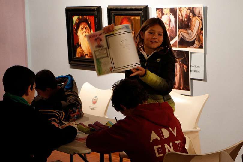 Uno de los participantes muestra su progreso