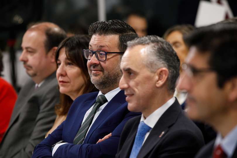 Miguel Ángel Ruiz, durante la visita de García-Page