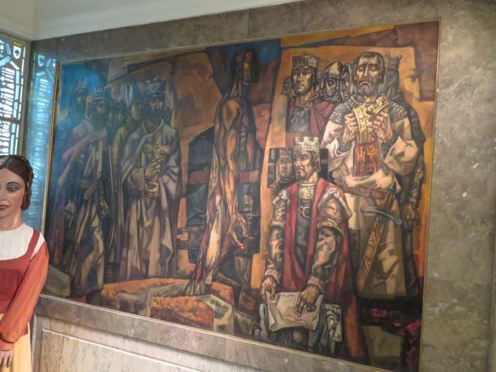 Mural El Cortejo de los Reyes de León, 1969, en el Antiguo Consistorio Leonés. Plaza San Marcelo s/n