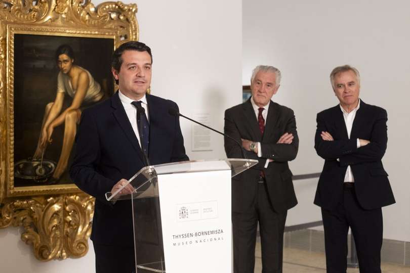 José María Bellido, alcalde de Córdoba, y Evelio Acevedo y Guillermo Solana, director gerente y director artístico, respectivamente, del Museo Thyssen