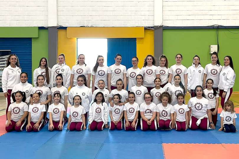 Delegación del Club Fitkif Zodiaco desplazada a Vélez-Málaga