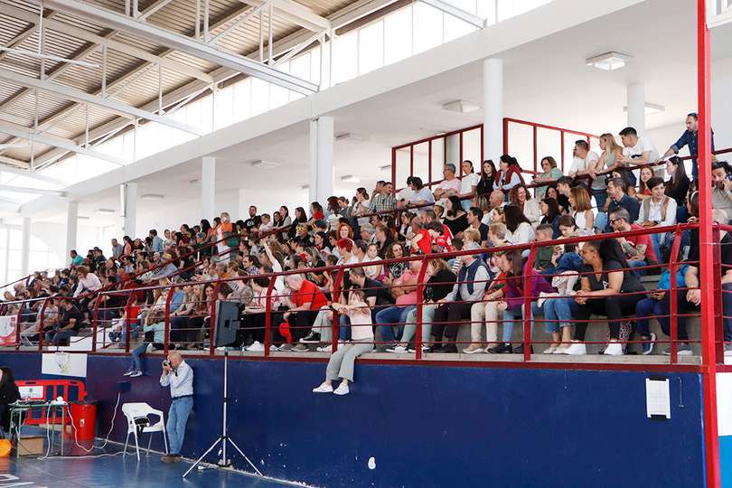 Los graderíos acogieron a cientos de espectadores