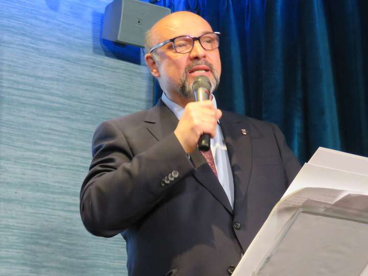Basilio Rodriguez Cañada, Presidente del Grupo Editorial Sial Pigmalión