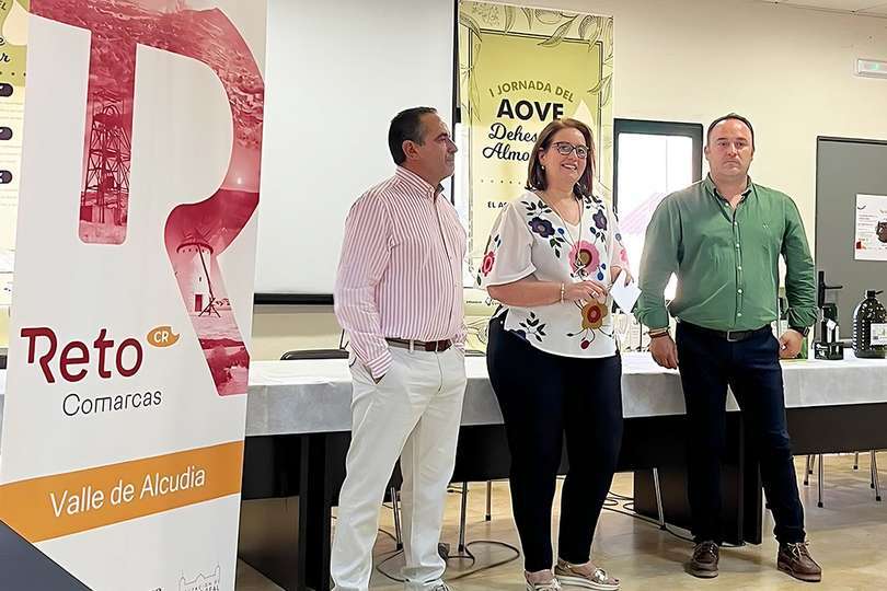 Desde la izquierda, Fernando Torres, Carmen Cervera y Antonio Acero