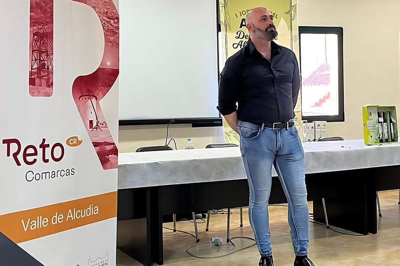 Raúl López Alcaraz dirigió el taller