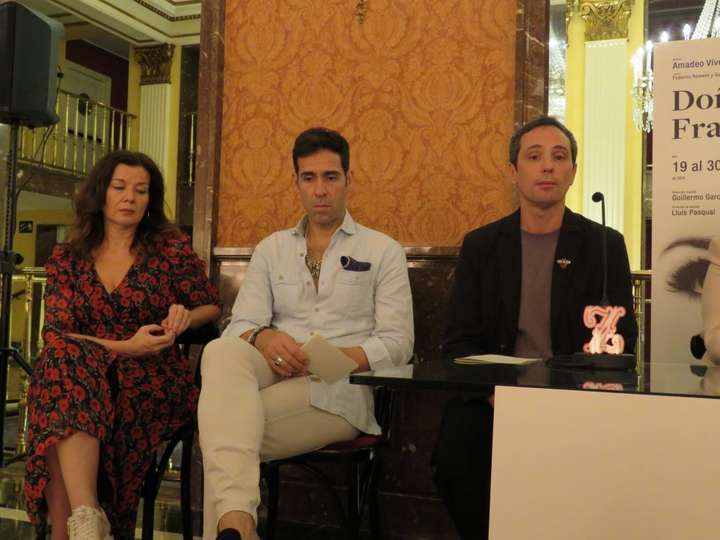 Ana Ibarra, Ismael Jordi y Leo Castaldi