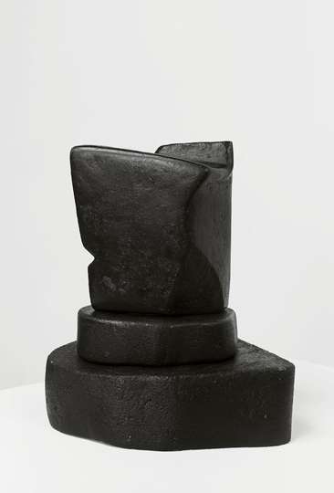 Louise Nevelson. Sin título, 1933 Terracota pintada de negro