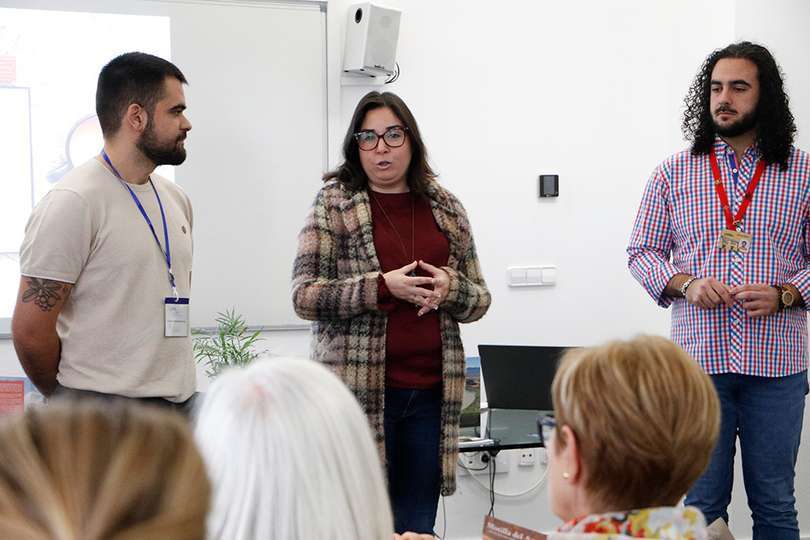 Guillermo Sánchez, Lidia Paz y Álvaro Tello, al inicio del último seminario de la programación