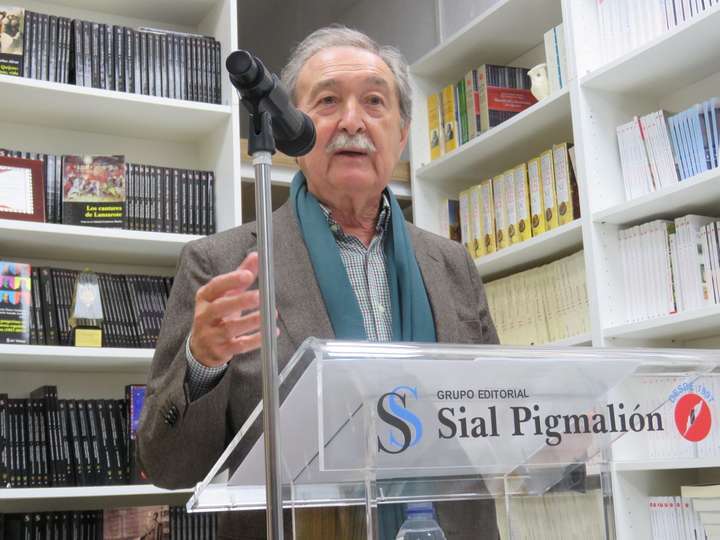 José Luis Marín Aranda, escritor, poeta y pintor