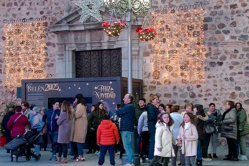 El belén parroquial se instalará junto al pórtico principal del templo