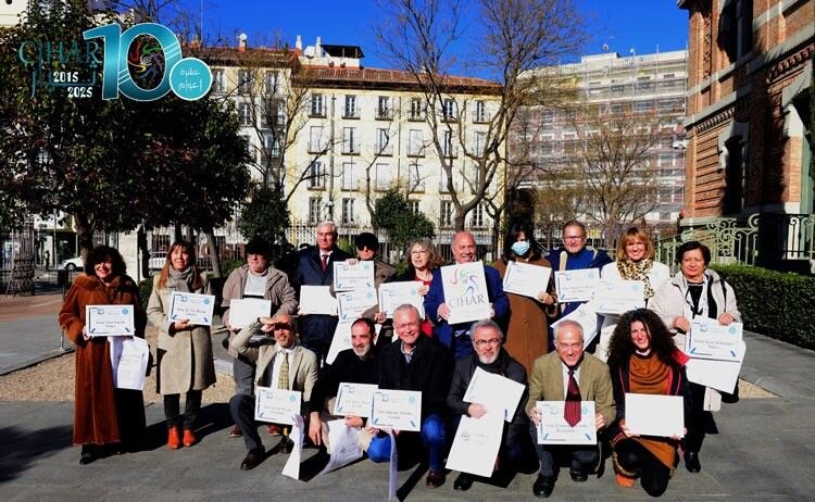 Los premiados, con sus diplomas