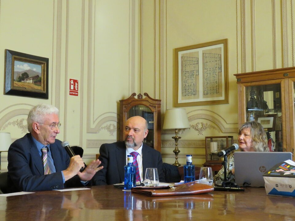Miguel Ángel Puig-Samper, Basilio Rodríguez Cañada y Pilar Domínguez Prats