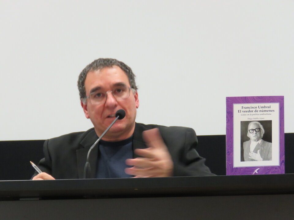 El autor del libro, Diego Vadillo López