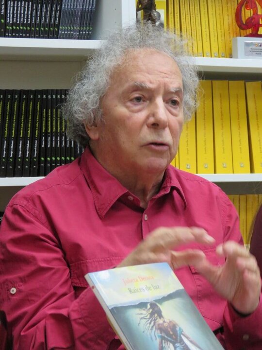 Francisco Gutiérrez Carbajo, catedrático de la UNED y director del Aula literaria
