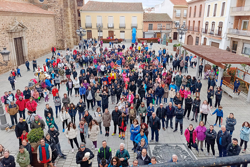 Panorámica de la Plaza Mayor durante las intervenciones desde la balconada consistorial