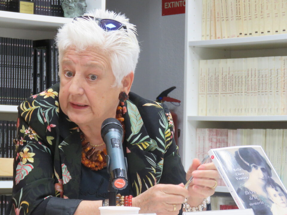 Gloria Nistal, escritora, profesora, fotógrafa y poeta