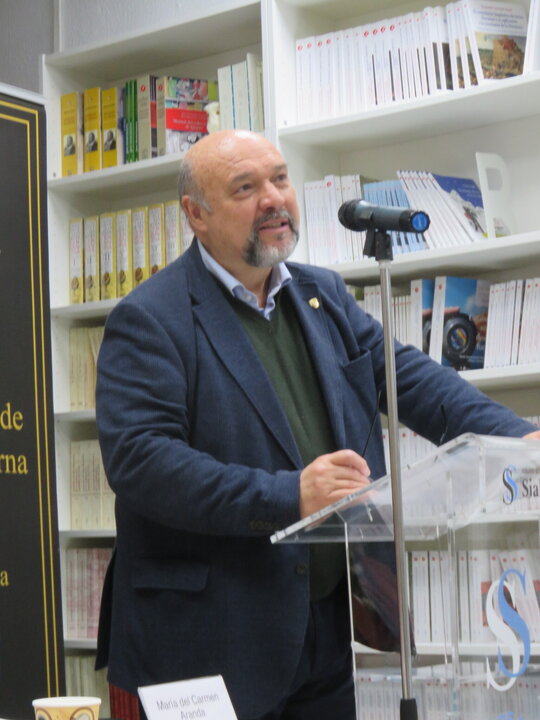 Basilio Rodríguez Cañada, presidente del Grupo Editorial Sial Pigmalión, que presentó y coordinó el acto