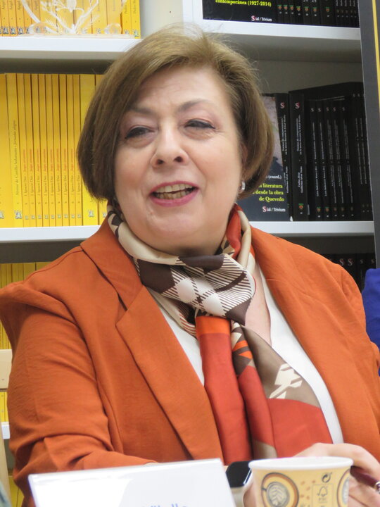La escritora Lucia de Vicente