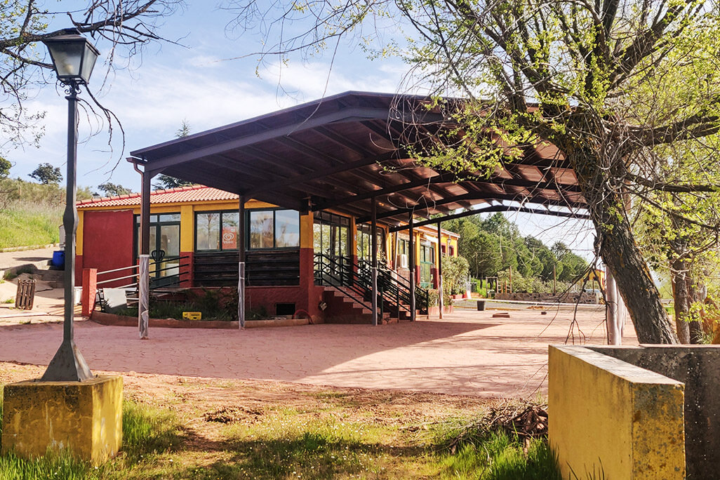 Aspecto de la nueva zona aneja al restaurante ya acabada y disponible para su uso