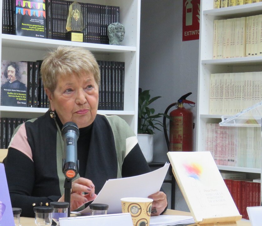 Pepa Nieto, poeta y escultora
