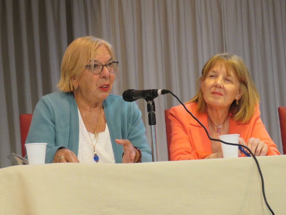 Julia Sáez, Julia Yébenes