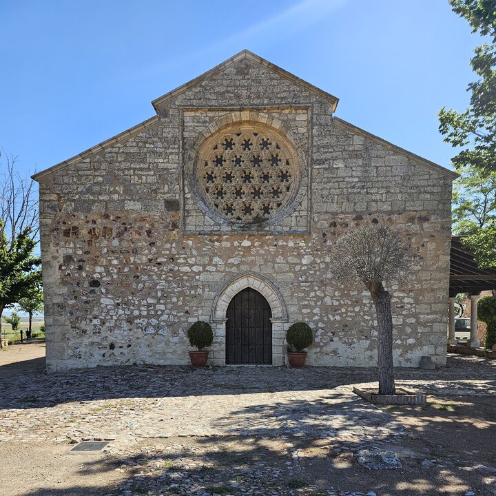 Actual ermita-santuario de Alarcos de estilo gótico cisterciense