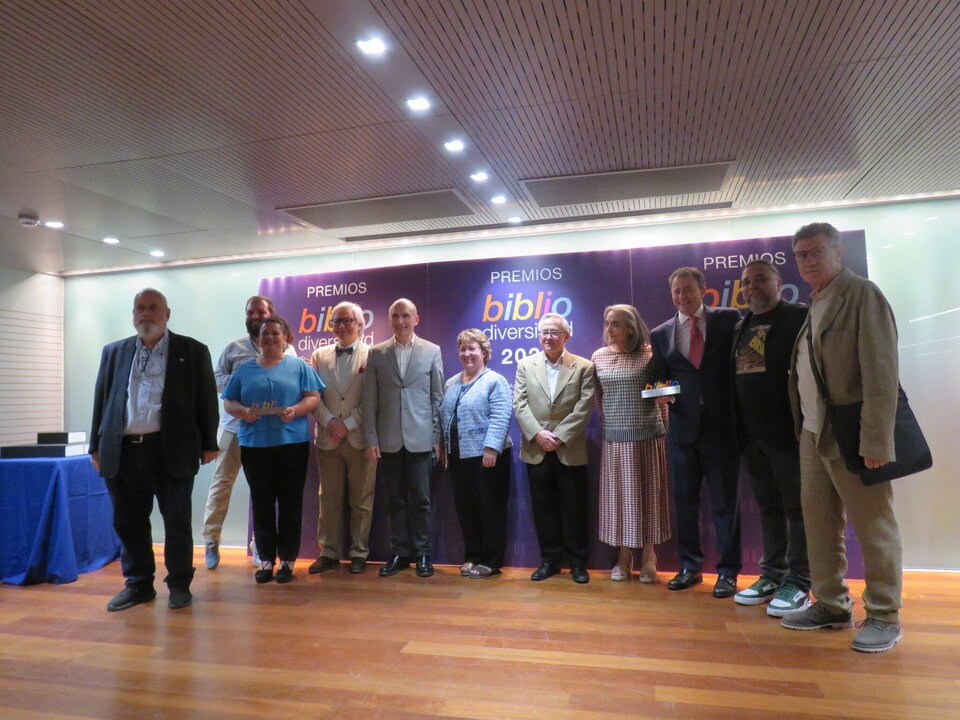 Los participantes en el acto de entrega de premios