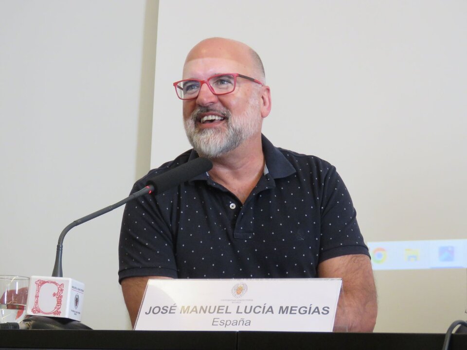 José Manuel Lucia Megias (España)