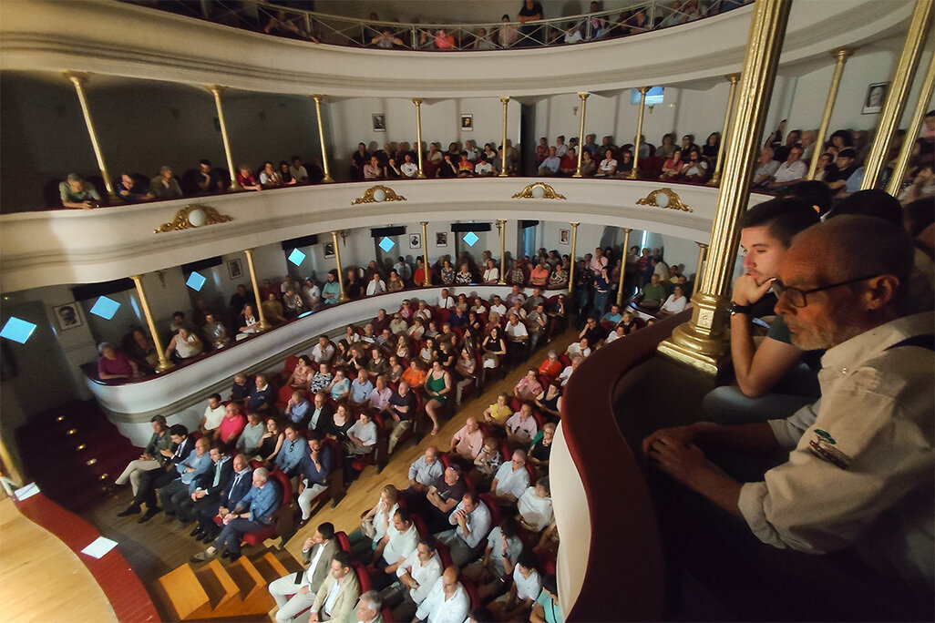 El Teatro llenó de público todos sus espacios