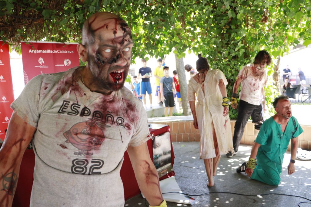 La Survival Zombie no le deja de hacer ojitos a Argamasilla de Calatrava