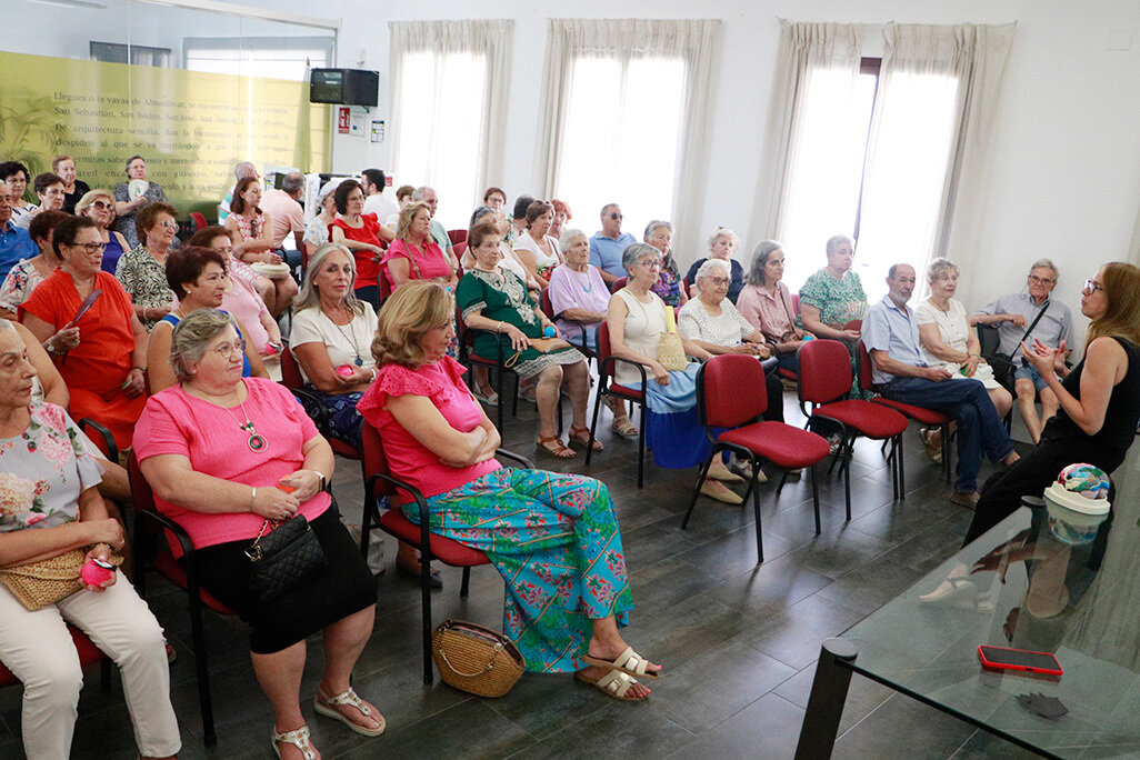 Participantes en la sesión celebrada ete miércoles en el Mercado almodovareño