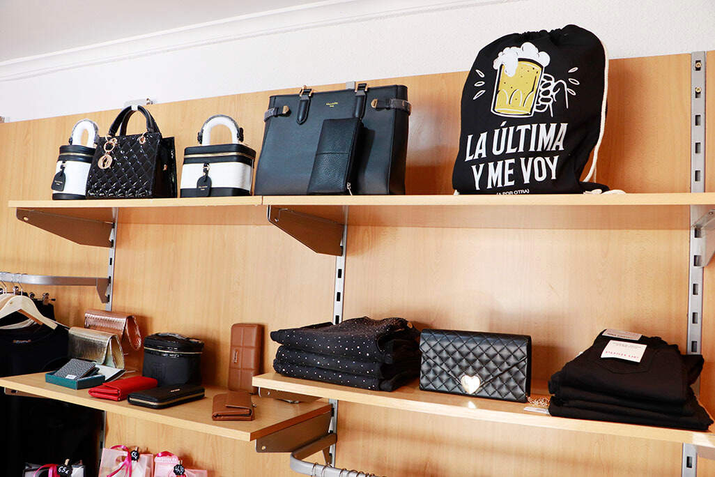 Algunos de los complentos diversos que ofrece Tu Outfit