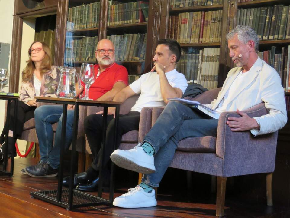 Karmele Aramburu; Juan Manuel Lucía Megias; Alejandro Amenábar y David Trías