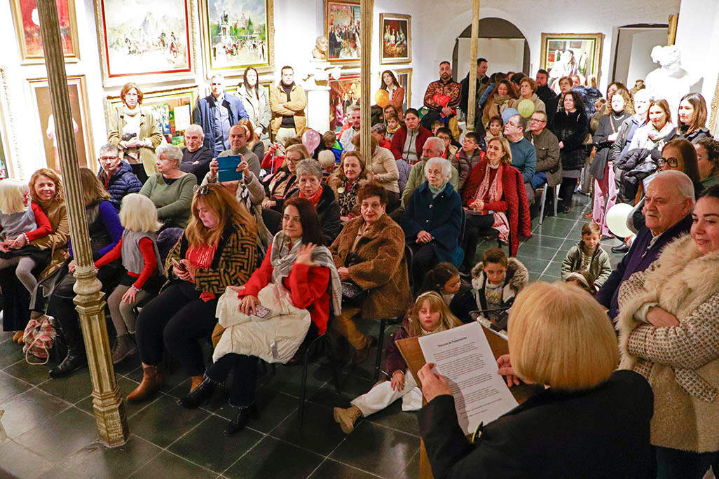 Público asistente que dejó pequeña la sala principal del Museo Palmero ayer tarde
