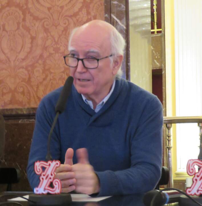 El director de escena, dramaturgia, escenografía e iluminación, Paco López