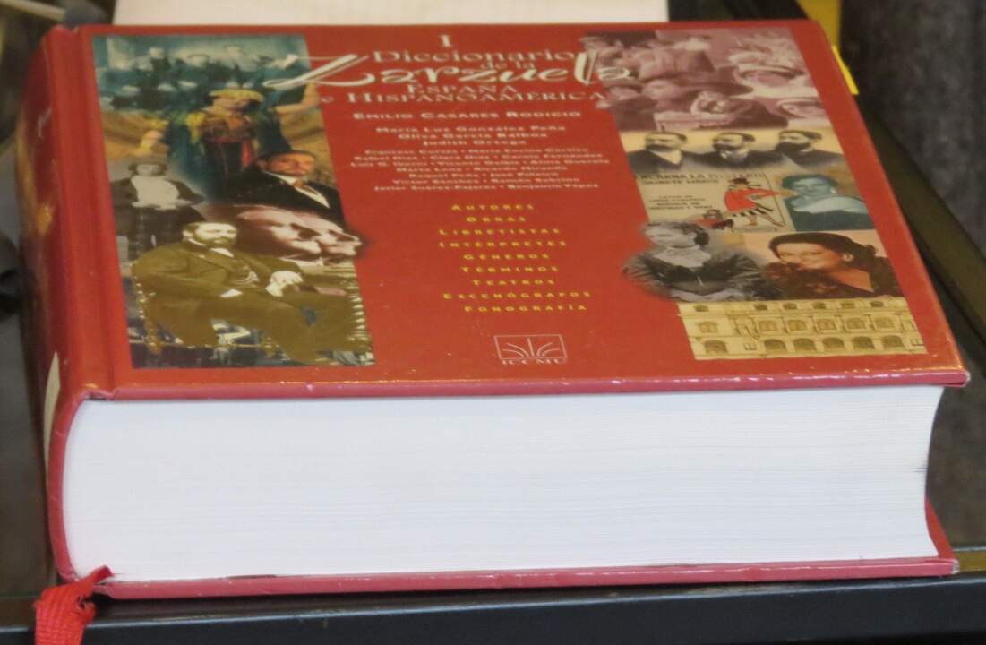 El diccionario reúne cerca de 3.200 entradas que permiten comprender más de cuatro siglos de historia