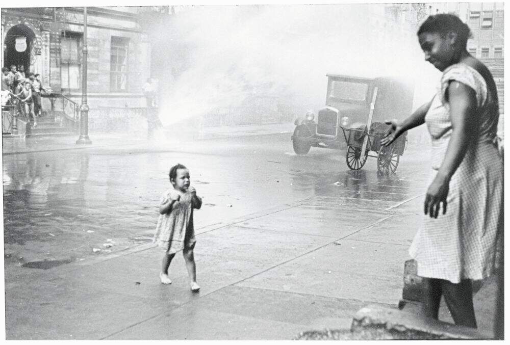 Helen Lewit .New York, c.1939