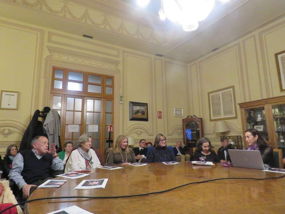 Coloquio final con los asistentes al acto (2)