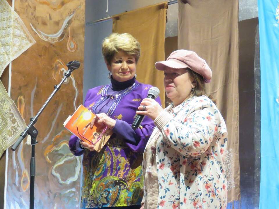 Las poetas Feli Moreno y Ana Ortega