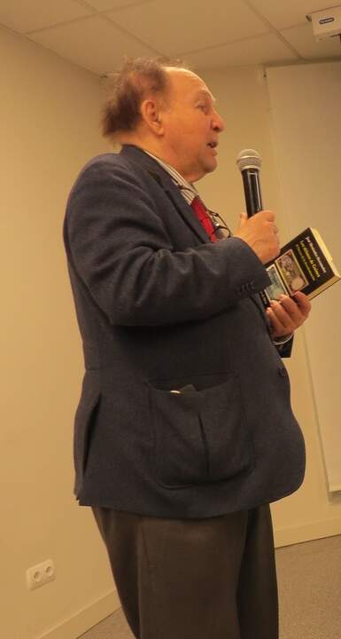 El profesor Juan Manuel Riesgo