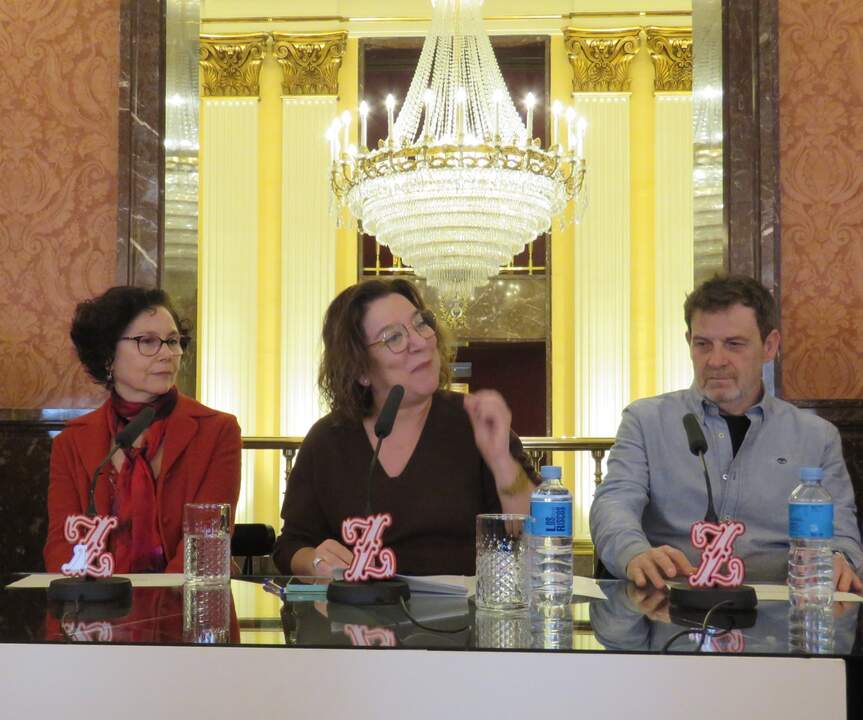Marina Bollaín; Isamay Benavente y Álvaro Albiach